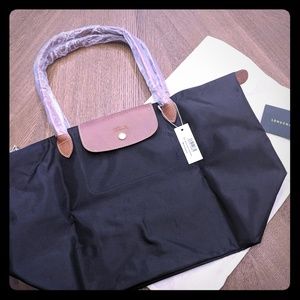 Black medium Longchamp Le Pliage New